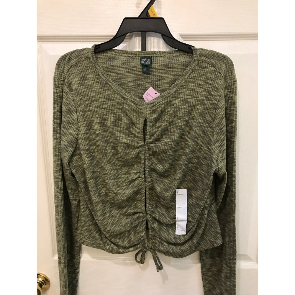 Wild Fable crop top green long sleeves
